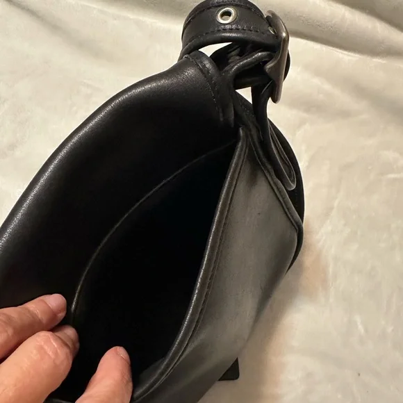 Vintage Coach Leather Crossbody/Purse - Picture 5 of 13